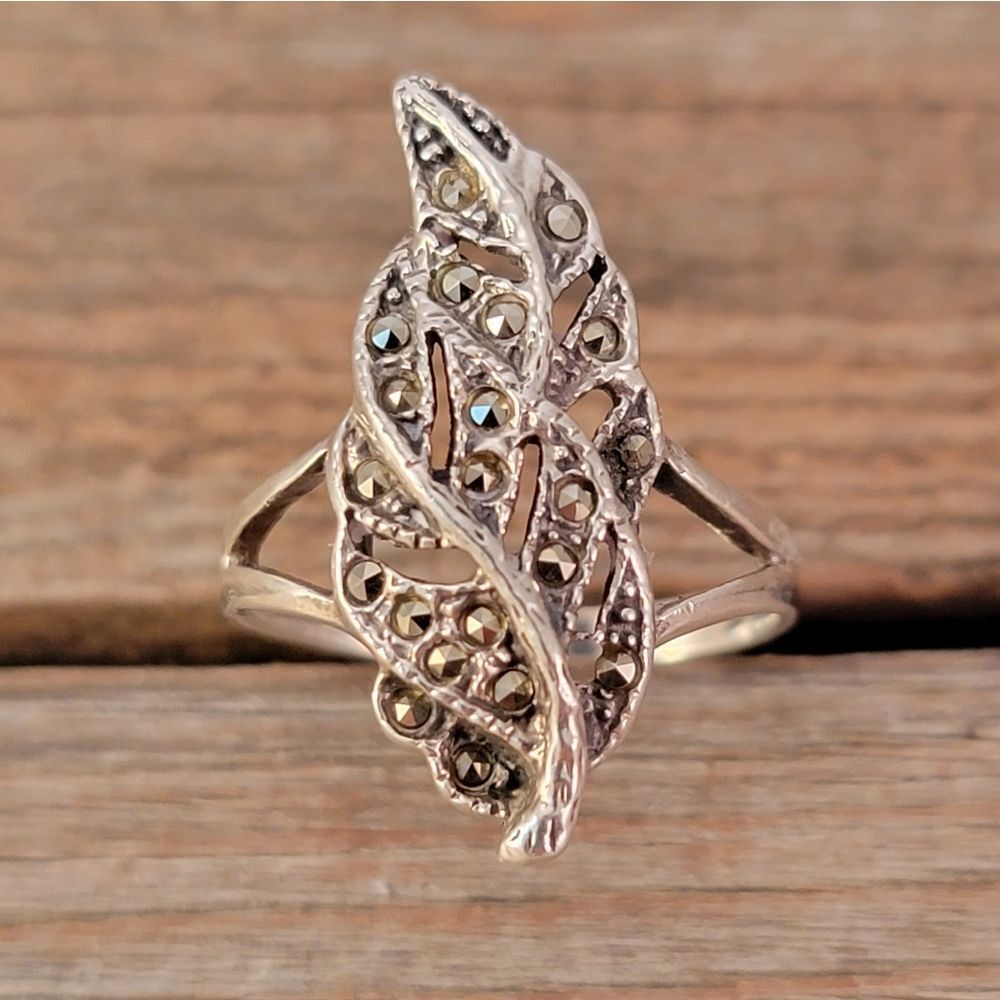 Sterling Extra Large Marcasite Leaf Statement Ring - image 1